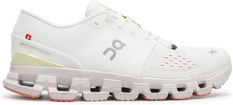 On Women's Cloud X 4