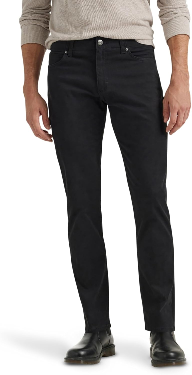 Men's Extreme Motion Straight Taper Jean