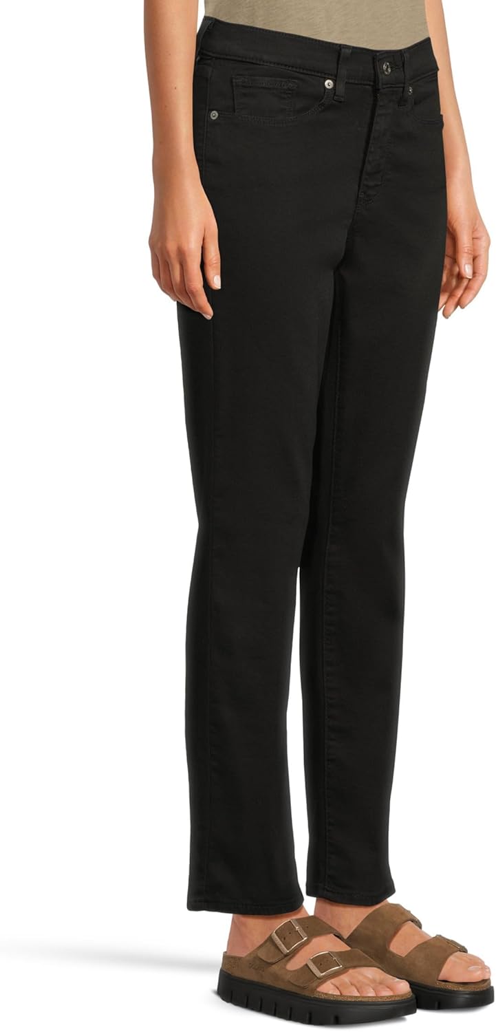 Levi's Women's Classic Straight Jeans