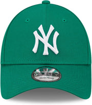 New York Yankees MLB League Essential Green 9Forty Adjustable Women's Cap - GREEN