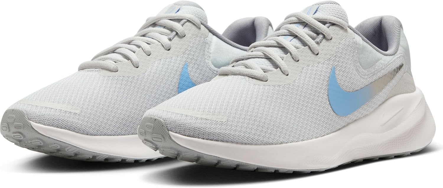 Nike REVOLUTION 7 womens LACED SHOES