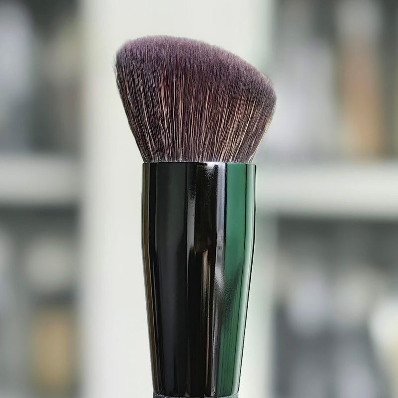 Vela.Yue Liquid Foundation Makeup Brush Rounded Slant Buffing Blending Thick Liquid Creams Beauty Applicator