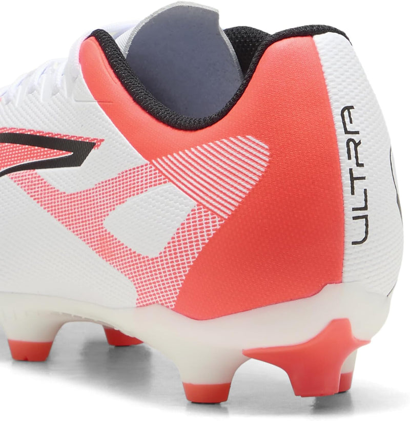 PUMA Ultra 5 Play Fg/Ag unisex-adult Soccer Shoe