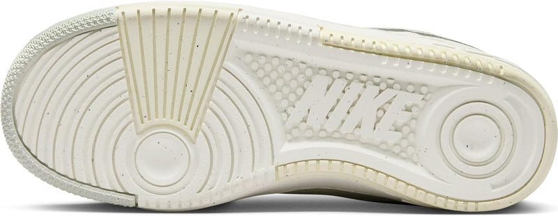Nike Women's Gamma Force Sneaker
