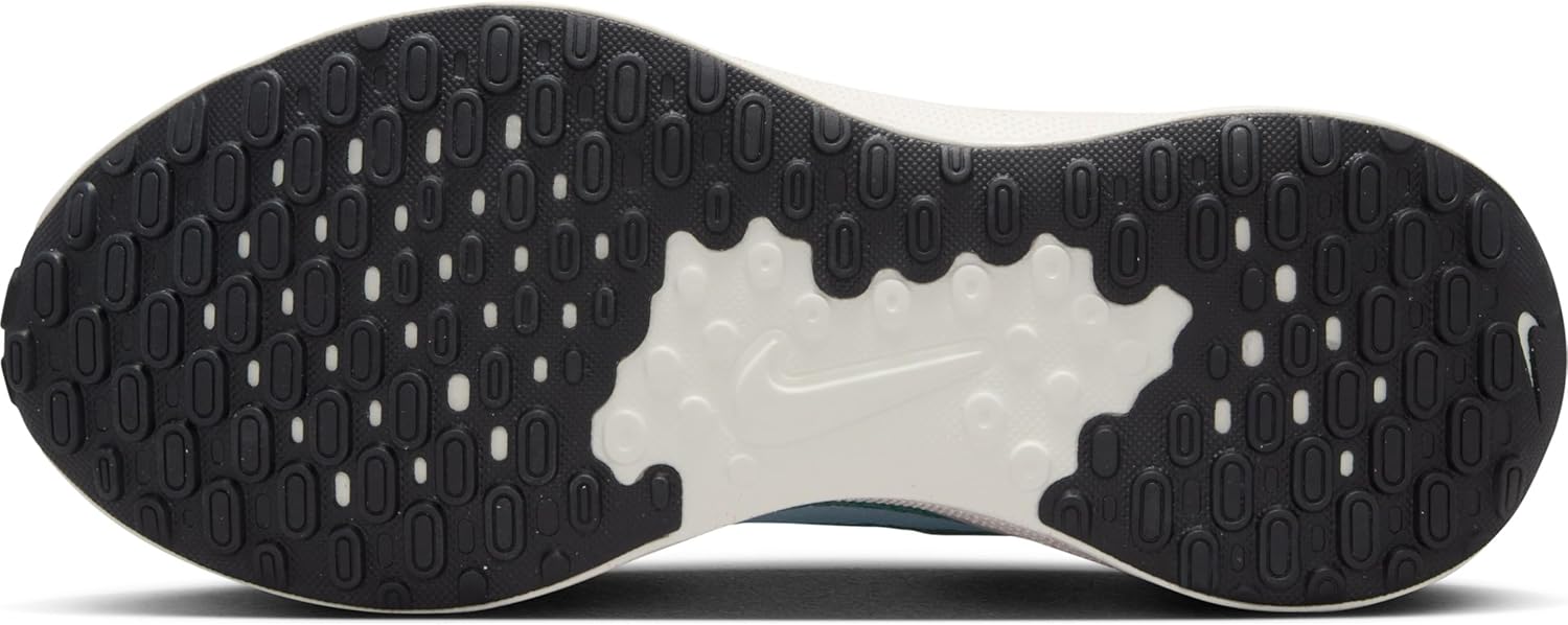 Nike REVOLUTION 7 womens LACED SHOES