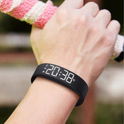 Alarm Clock Watch Bracelet, New Silent Vibration Wake-Up Wristband Vibration Alarm Reminder Watch, Quiet Vibrations Alarm Clock Bracelet Portable Alarm Clocks with Adjustable Strap Black