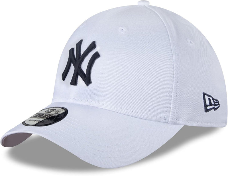 New York Yankees MLB League Essential Soft Grass 9Forty Adjustable Cap - One Size Optic White/Black