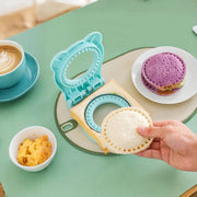 Uncrustable Sandwich Maker 2 Pack, Square and Circle Shape Sandwich Cutter and Sealer, Cookie Cutters, Perfect for Family Breakfast, PB&J, Lunch Box, Bento Box, Bread, Pies, Pancakes