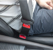 WedFeir 4pcs Car Seat Belt Clips, Car Seat Belt Insert Metal Tongue, Seat Safety Belt Buckle Auto Metal Seat Belt Clip, Universal for Most Vehicle. (Black)