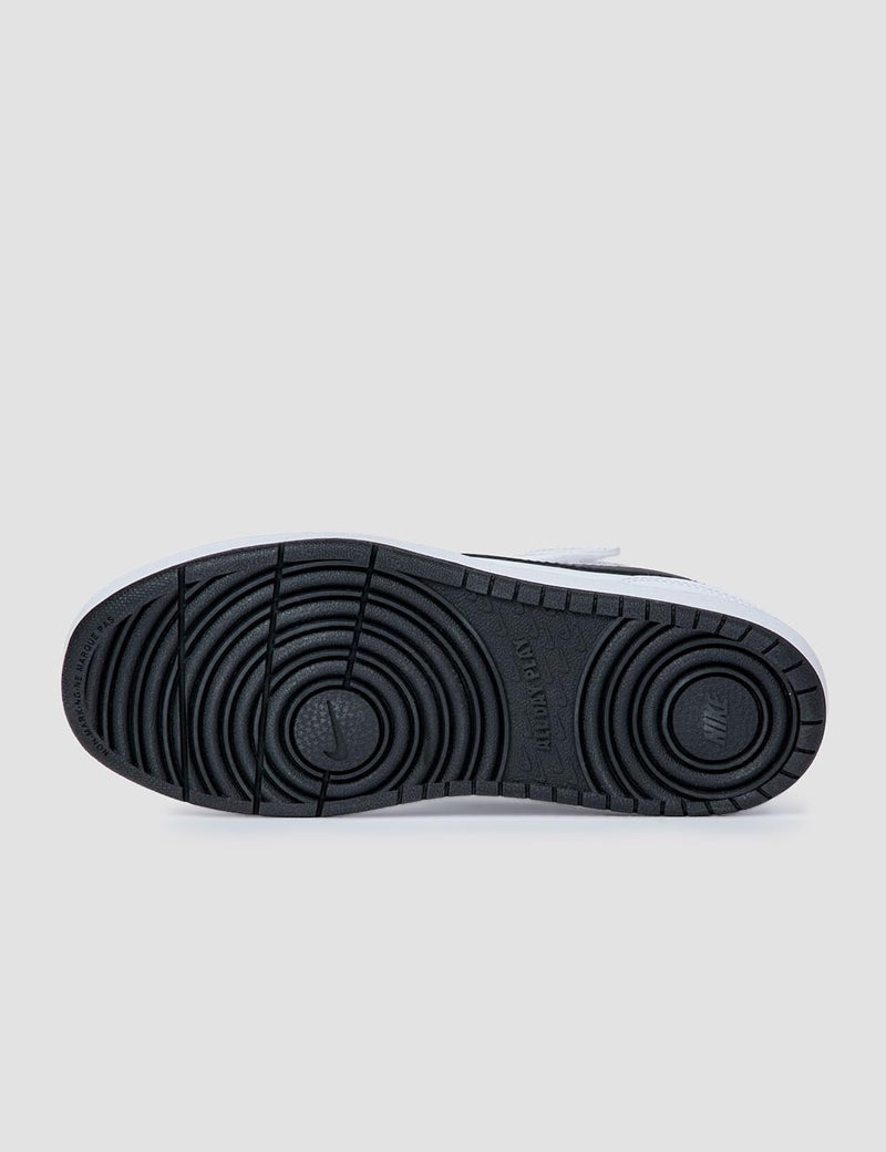 NIKE Boy's Court Borough Low Recraft Sneaker