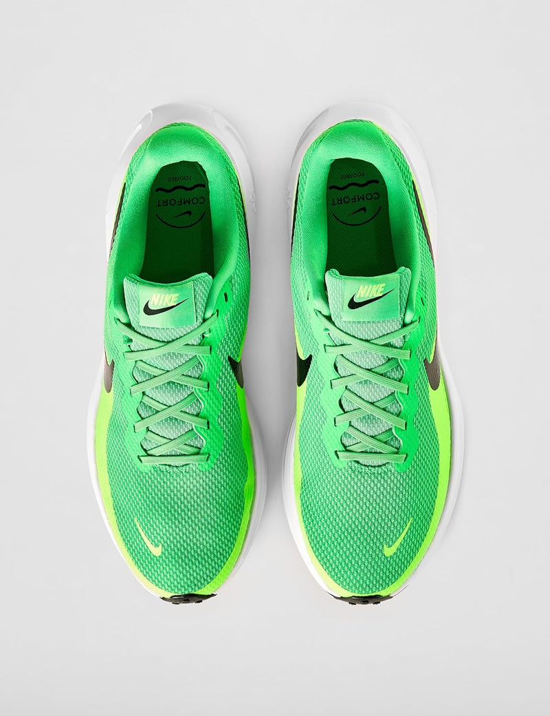 Nike Revolution 8 mens LACED SHOES