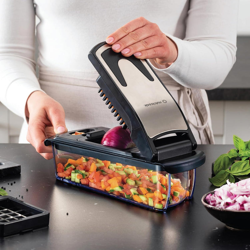 ESSENTIALS 4-IN-1 VEGETABLE CHOPPER