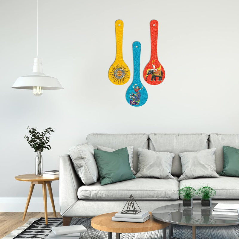 Artvibes Rajasthani Culture Wooden Wall Hanger for Home | Office | Living Room | Gift | Modern Decoration Items | Kitchen Wall Decor | Home Decor Hanging Items (WH_5012N), Set of 3