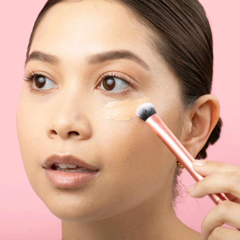 REAL TECHNIQUES Seamless Complexion Makeup Brush, Four Foundation, Primer, And Moisturizer, Makeup & Skincare Face Brush, Streakfree And Natural Finish, Orange, 1 Count