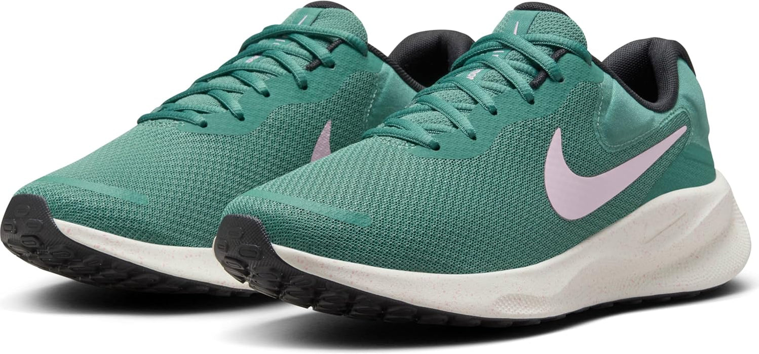 Nike REVOLUTION 7 womens LACED SHOES
