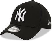 Milwaukee Bucks Black Base 9Forty Snapback Cap - Black/White