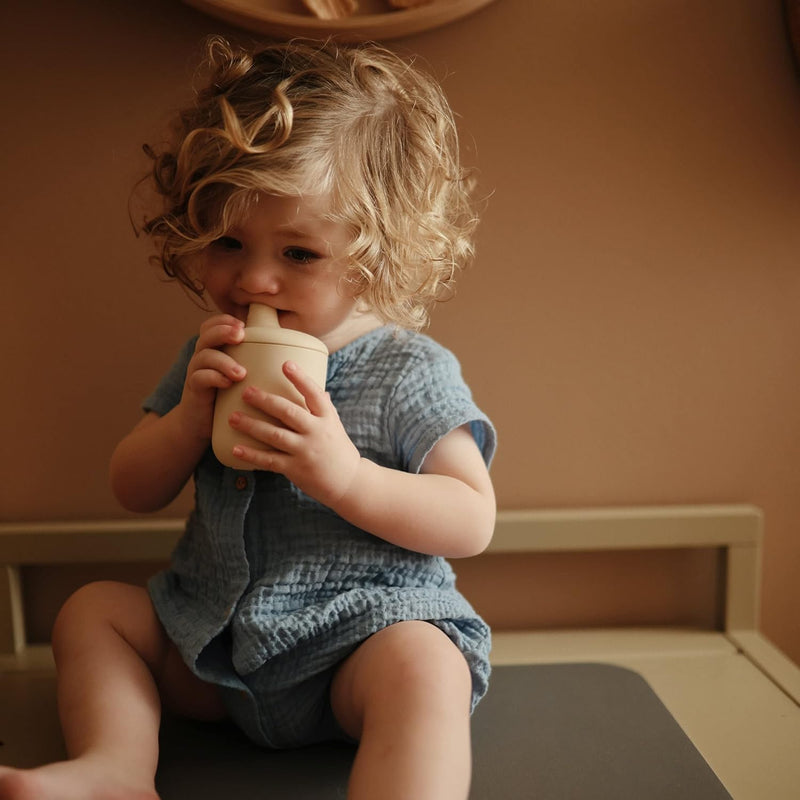 Silicone Sippy Cup for Babies 6+ Months - 175ml Leak-Resistant Baby Cup with Removable Lid - BPA-Free, Microwave & Dishwasher Safe - Develops Motor Skills & Independent Drinking Shifting Sand - Shifting Sand