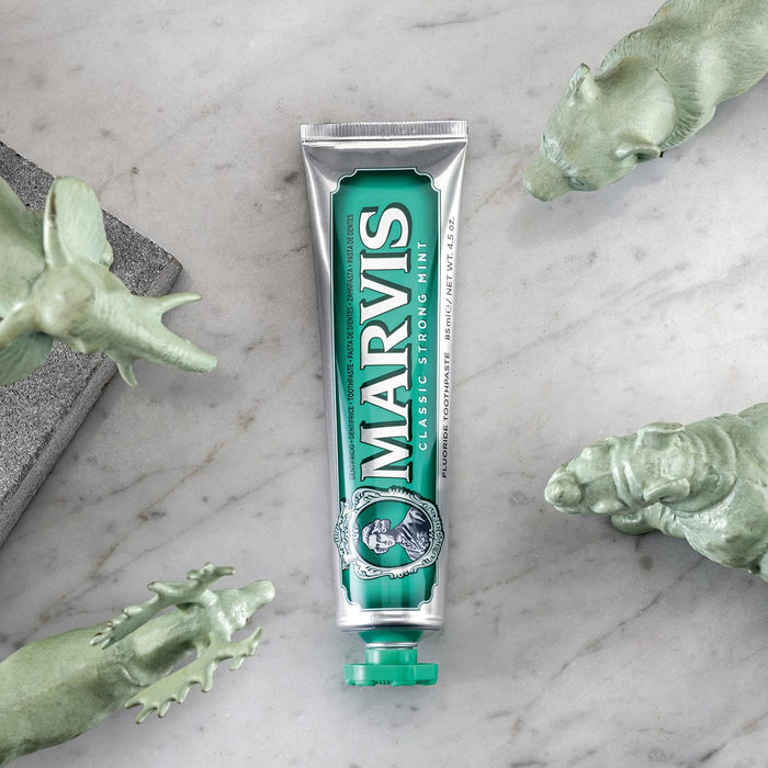 Marvis Whitening Mint Toothpaste With Xylitol 85ml/4.4oz