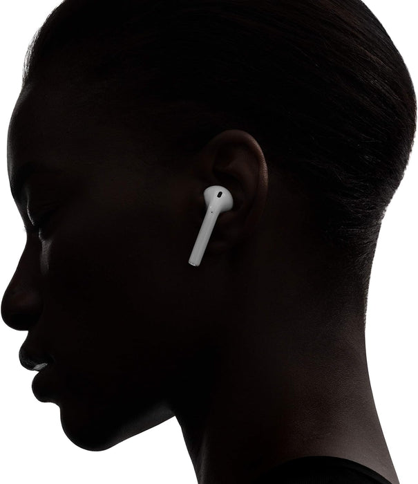 Apple AirPods with Wireless Charging Case