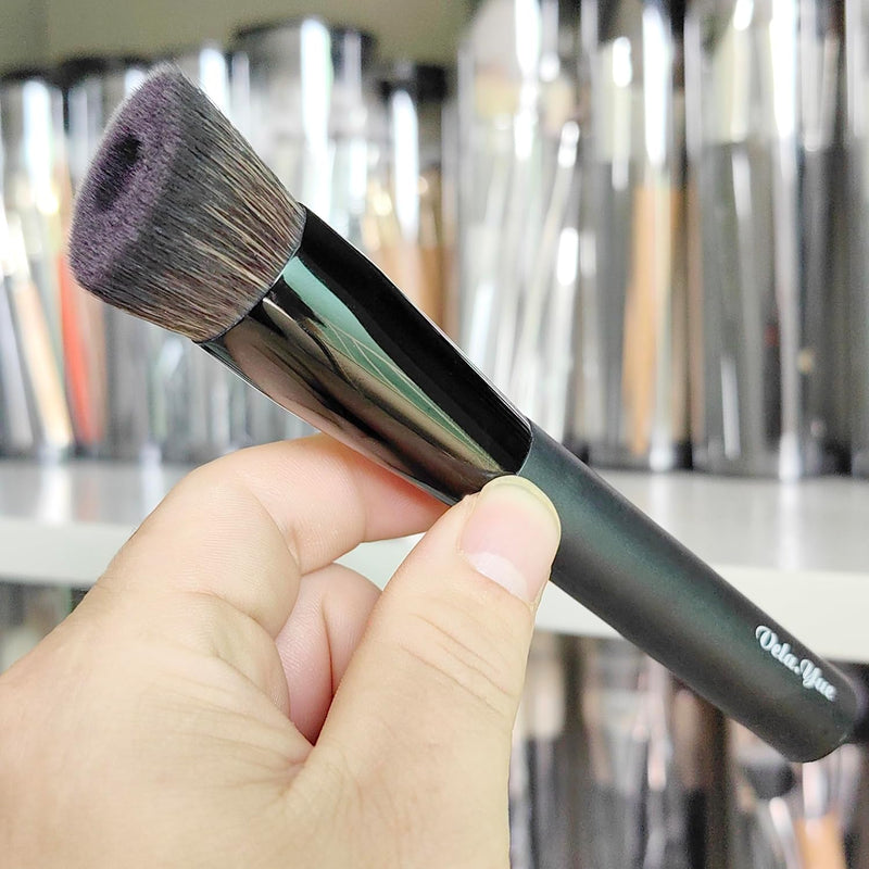 Vela.Yue Liquid Foundation Brush for Natural Flawless Look Angled Perfecting Face Brush