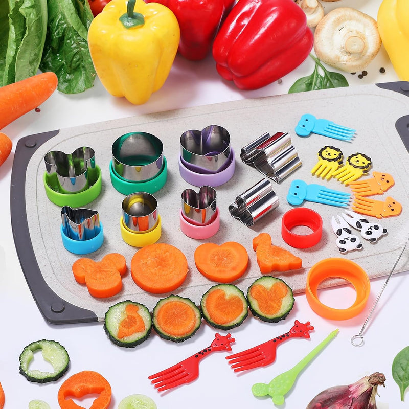 Sandwich Cutters For Kids Lunch, 25 Pcs Cutter And Sealer Set, Uncrustable Cutter, Crustless Shapes Lunch Box, Vegetable Fruit Bento Box