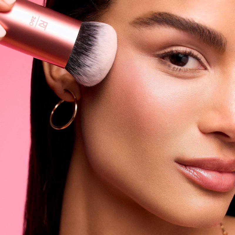 Real Techniques Bubble Blending Makeup Brush, Multipurpose Face Brush for Liquid, Cream, & Powder Products, Unique Bubble Brush Head, Synthetic Bristles, Vegan & Cruelty Free, 1 Count
